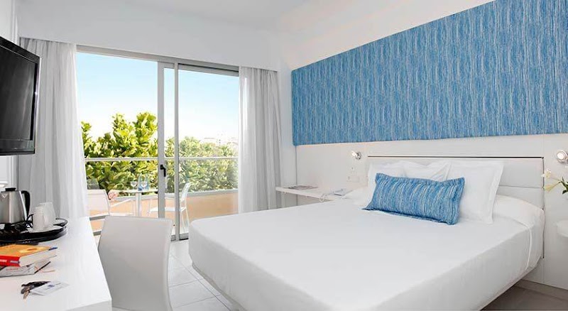 Reverence Mare Hotel photo 2