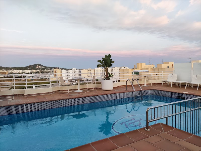 Royal Plaza Hotel photo 10