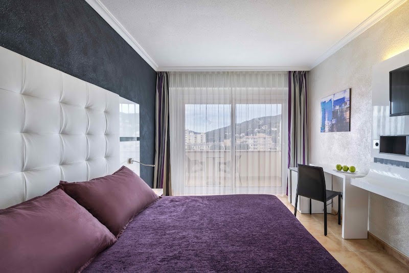 Salles Hotel Marina Portals photo 2