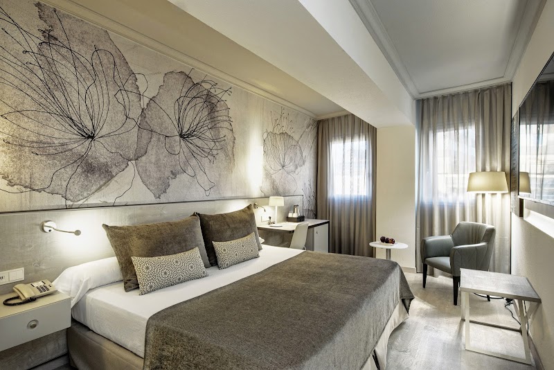 Salles Hotel Pere IV photo 2