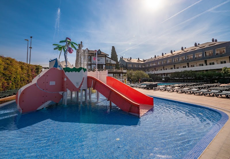 Santa Susanna Resort Affiliated by FERGUS photo 3