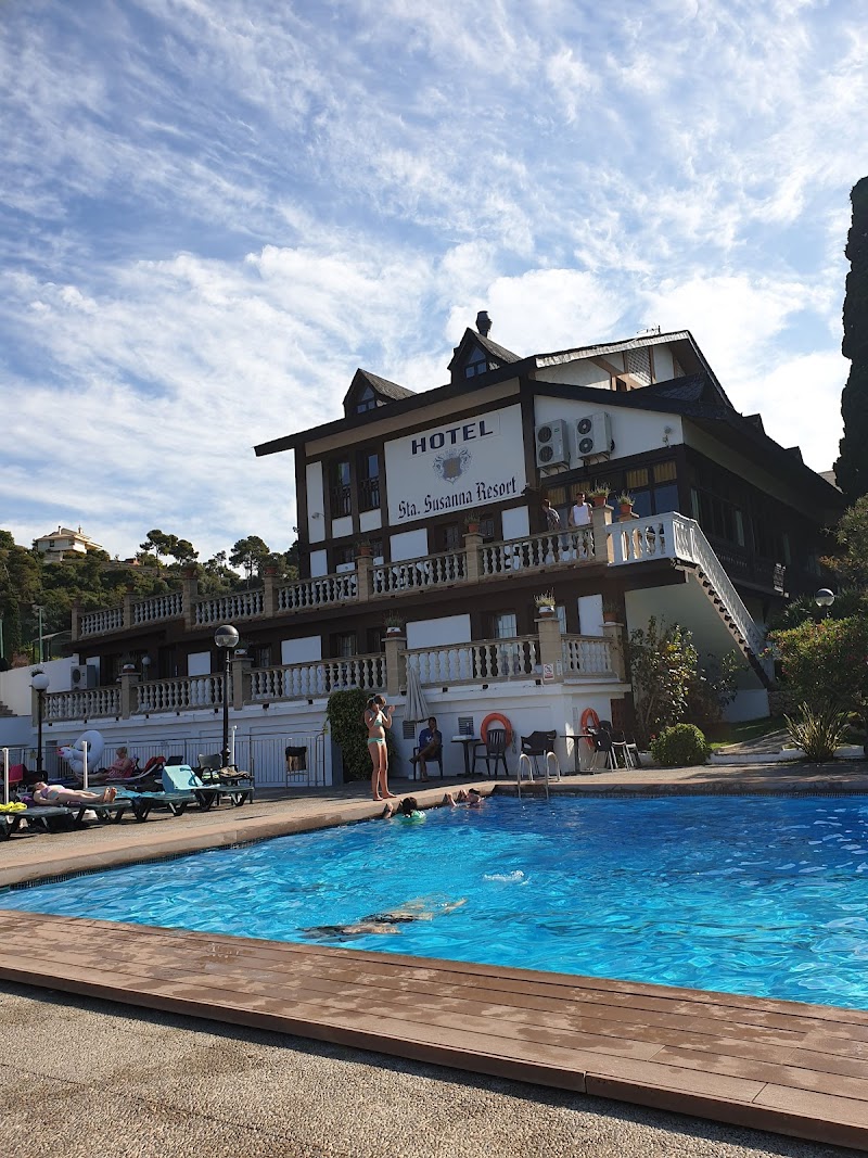 Santa Susanna Resort Affiliated by FERGUS photo 10
