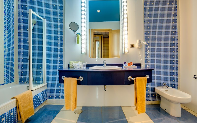 SBH Crystal Beach Hotel & Suites photo 4