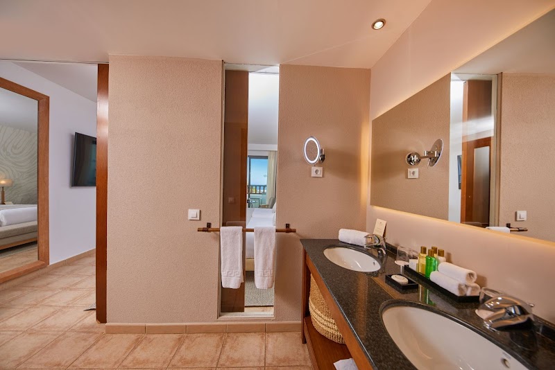 Secrets Lanzarote Resort & Spa photo 4