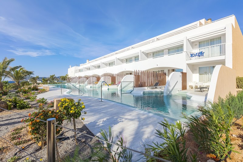 Sirenis Seaview Country Club photo 1
