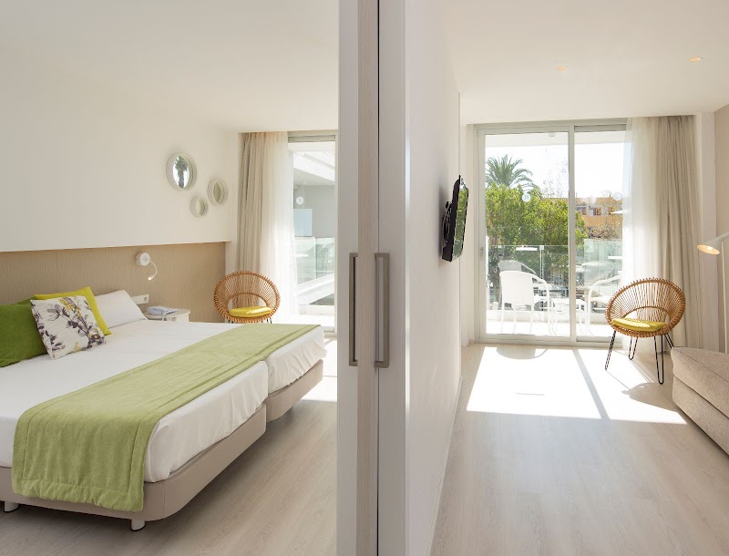 Sol de Alcudia Apartments photo 2