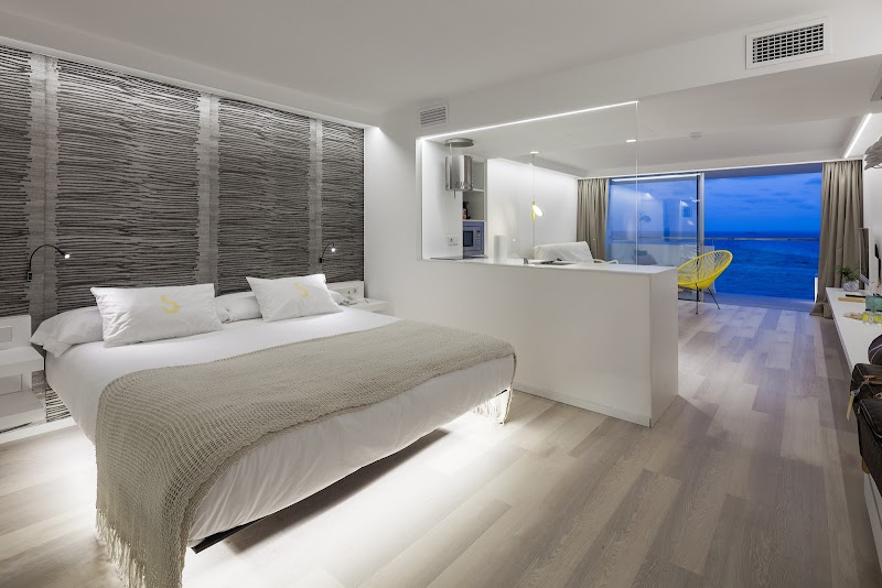 Sud Ibiza Suites photo 2