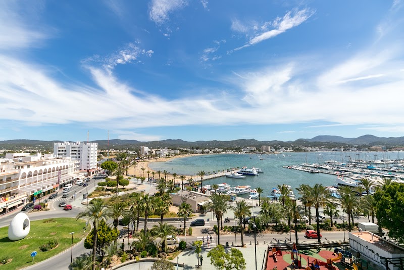 The Red Hotel by Ibiza Feeling photo 4