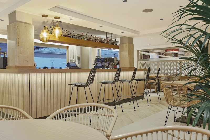Universal Aparthotel Don Camilo photo 9