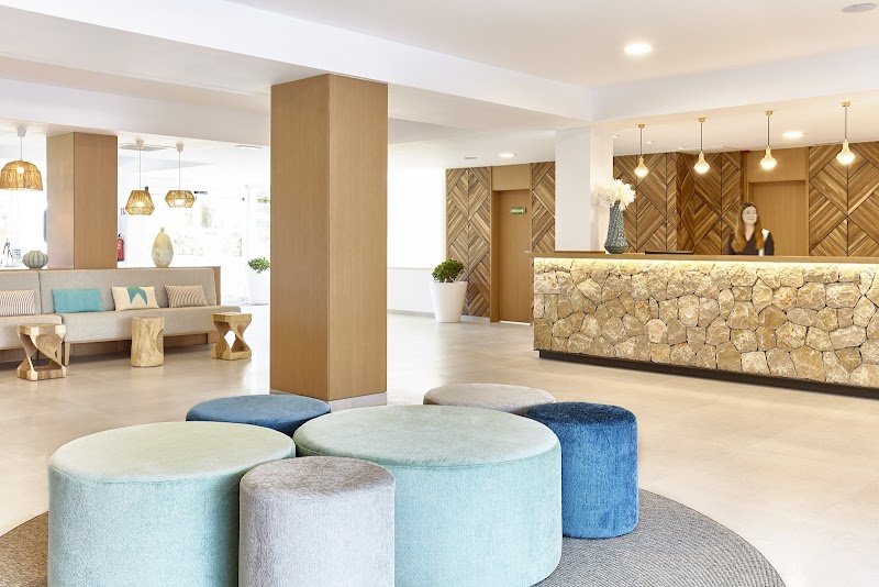 Universal Hotel Castell Royal photo 10