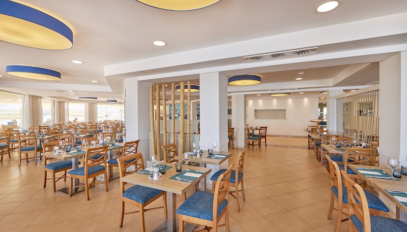 Universal Hotel Marques photo 5