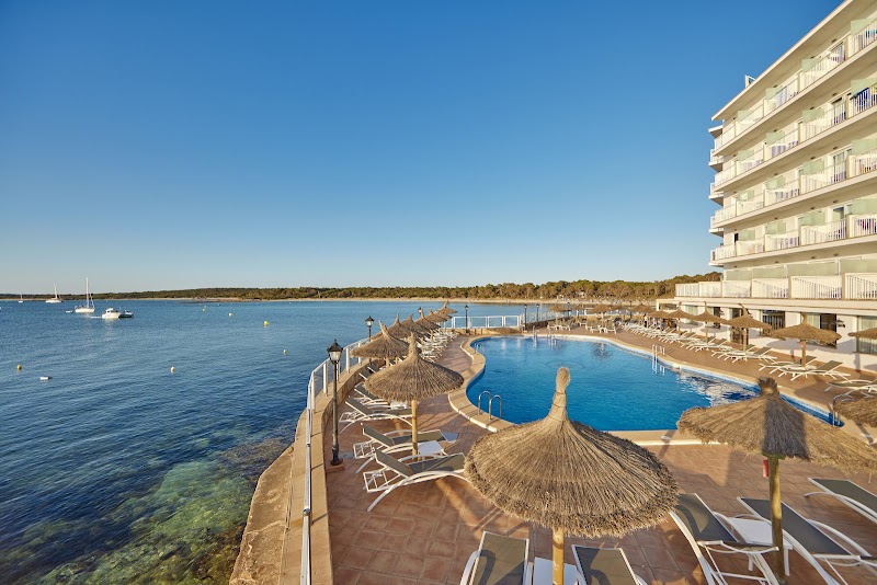 Universal Hotel Marques photo 9