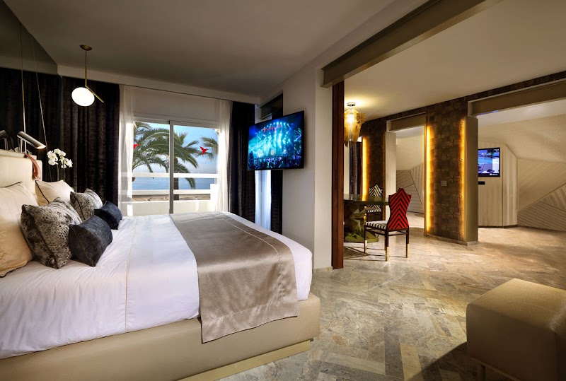 Ushuaïa Ibiza Beach Hotel photo 2