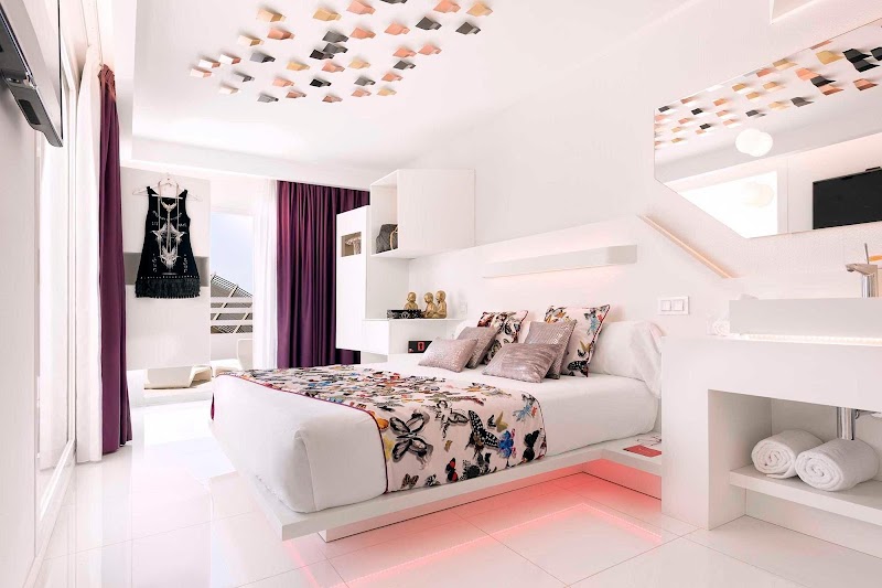 Ushuaïa Ibiza Beach Hotel photo 6