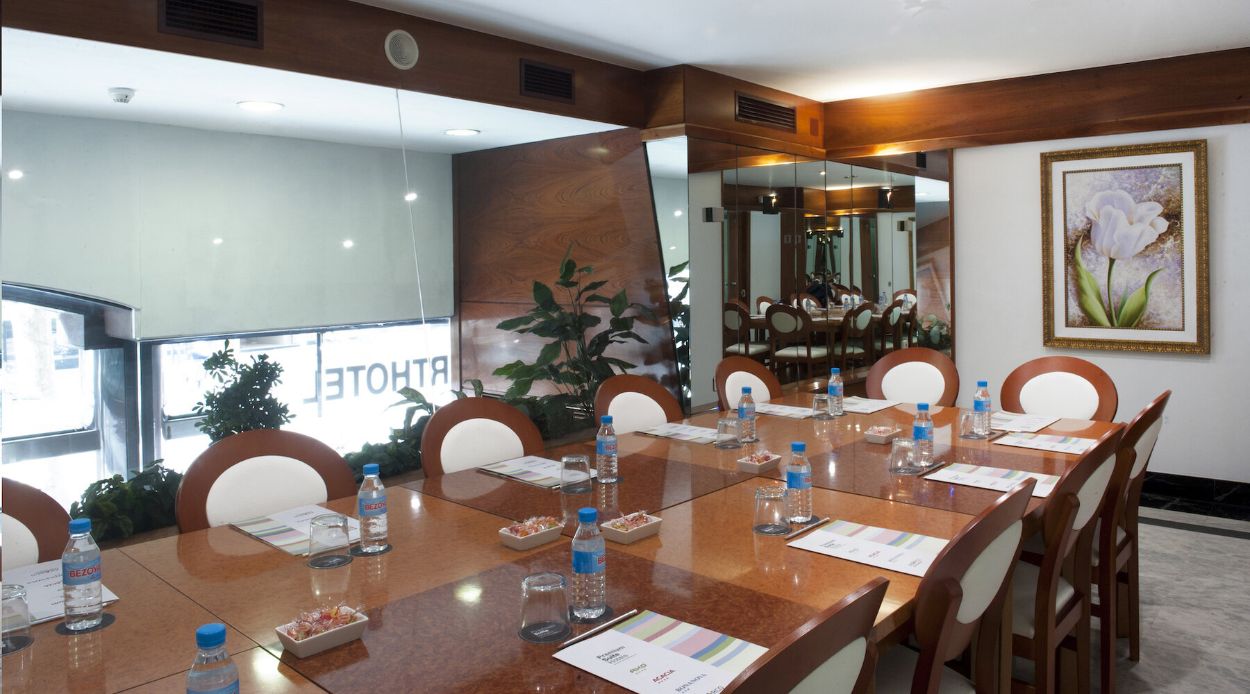 Acacia Suite Hotel photo 10