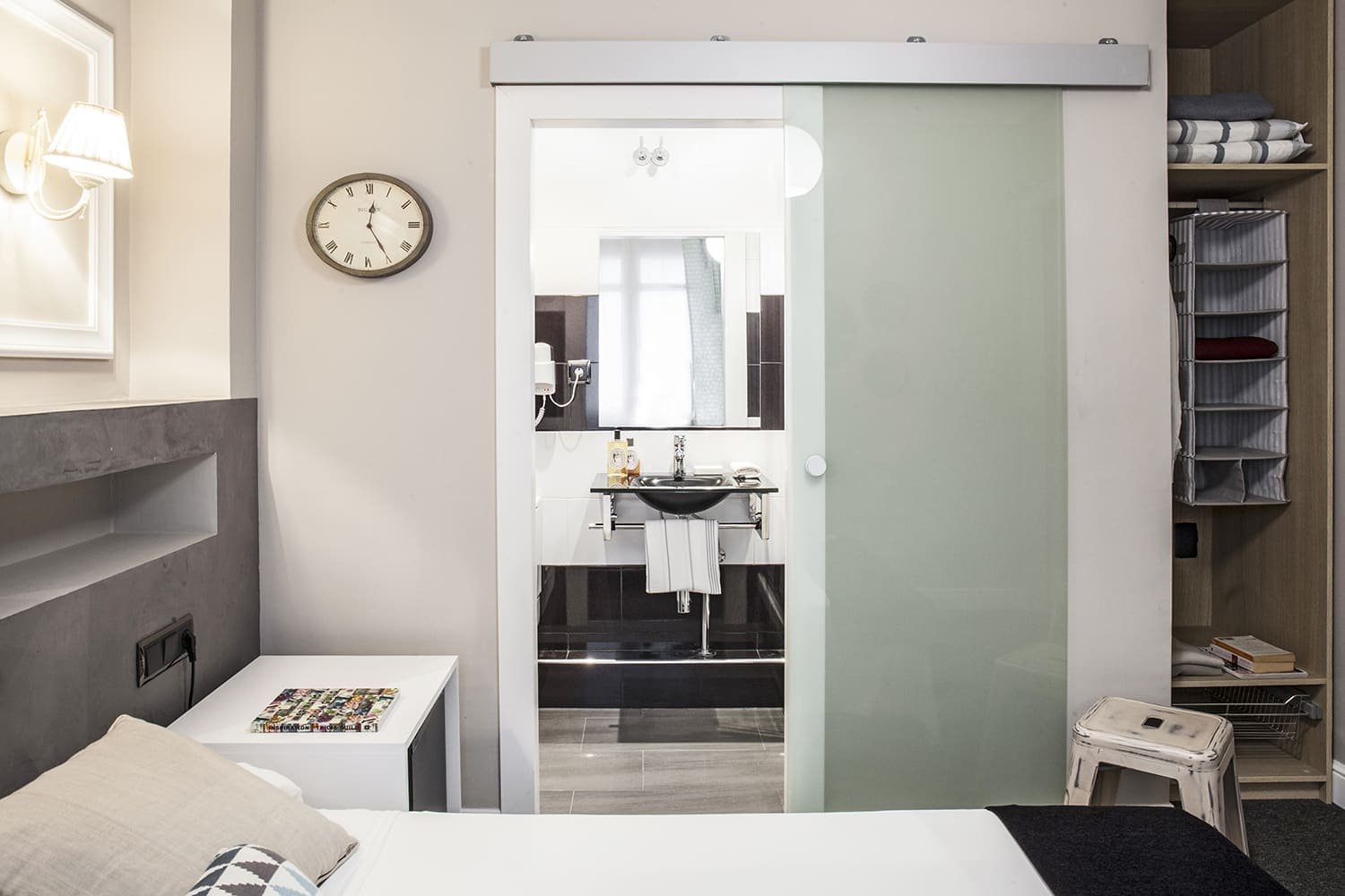 AinB B&B Eixample-Muntaner photo 4