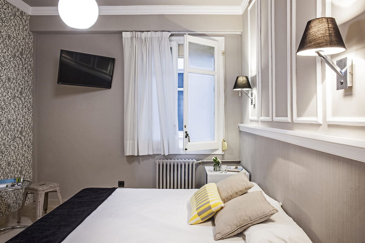 AinB B&B Eixample-Muntaner photo 9