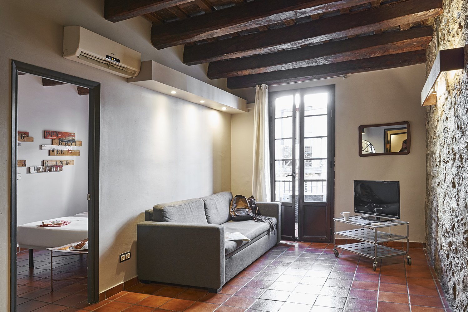 AinB Las Ramblas Guardia Apartments