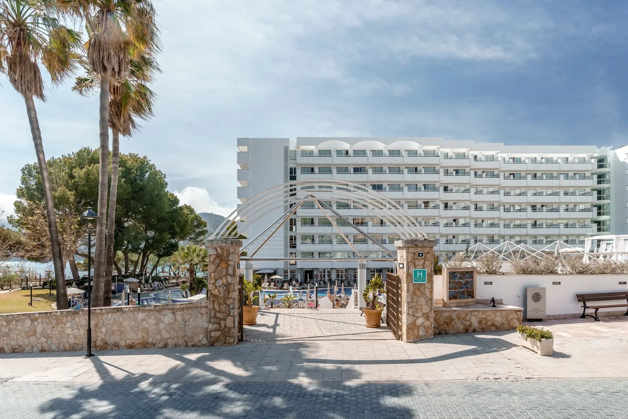 Alua Gran Camp de Mar photo 7