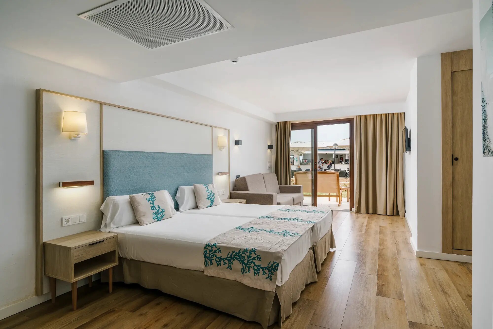 Alua Suites Las Rocas photo 7