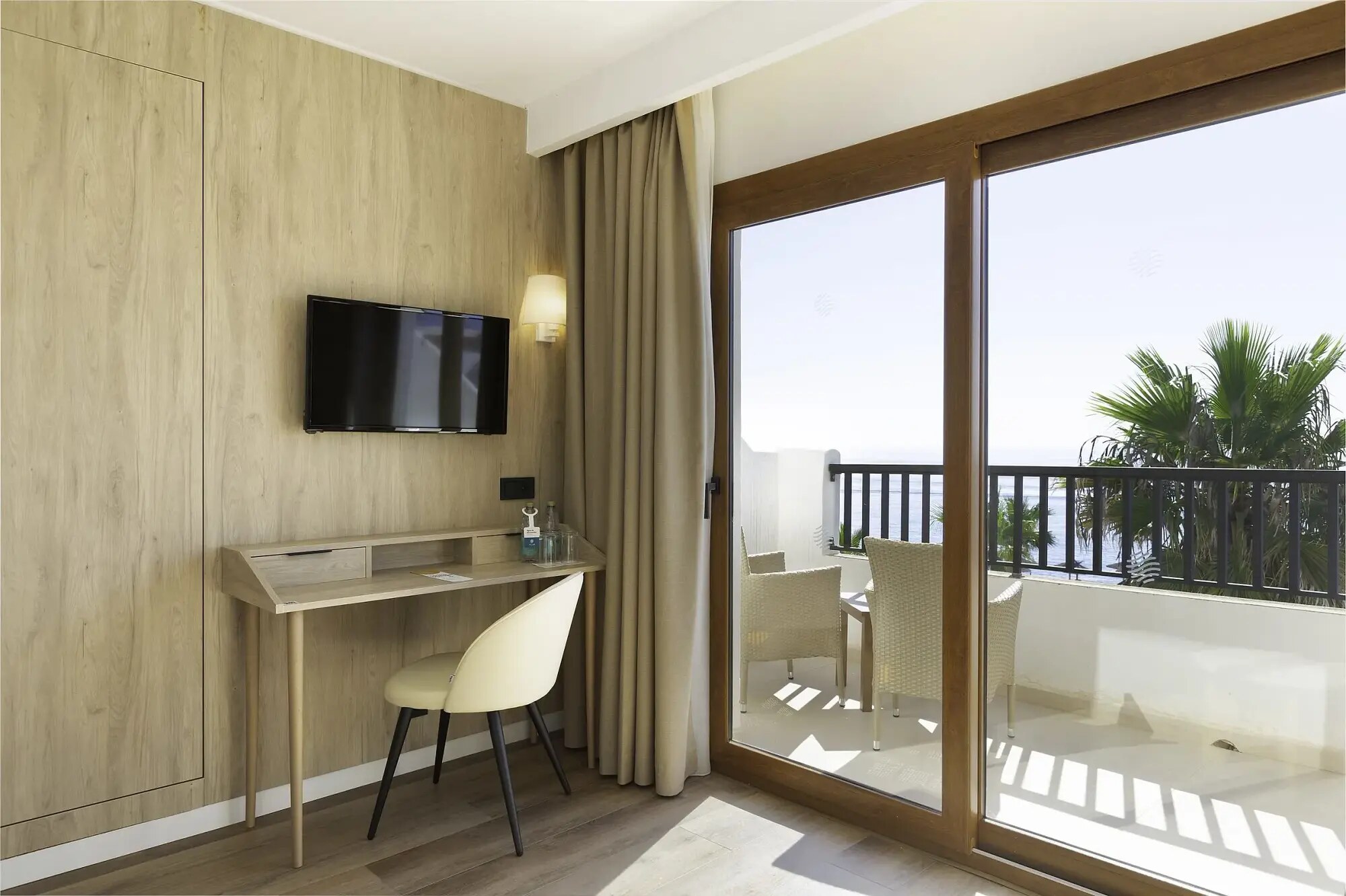 Alua Suites Las Rocas photo 8