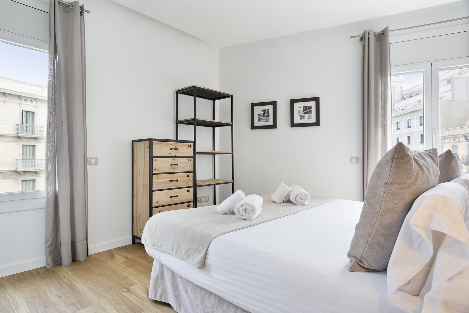 Amister Apartments photo 9