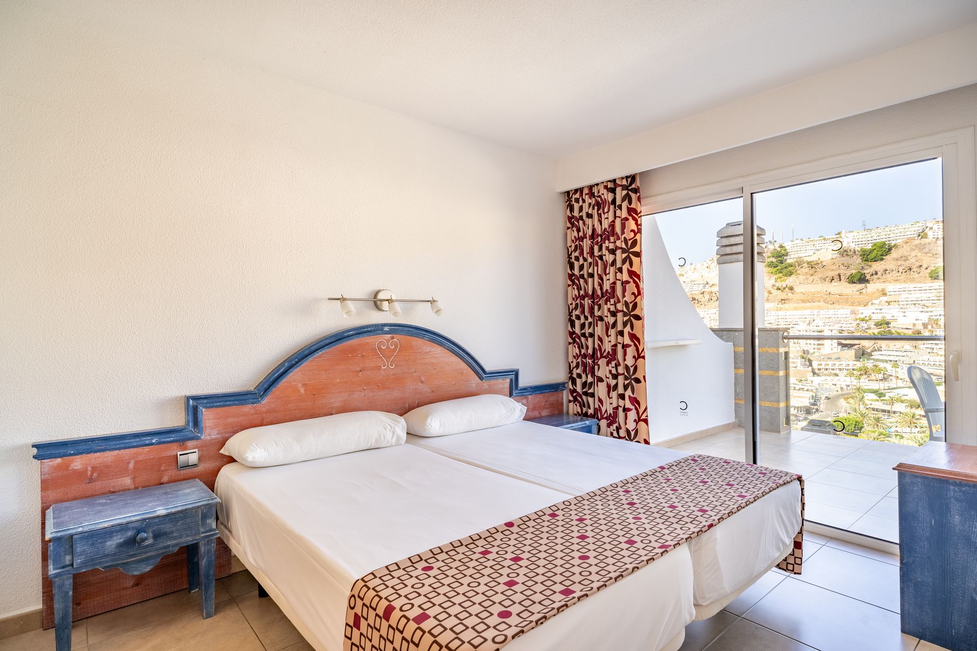 Apartamentos Cabau Cala Nova