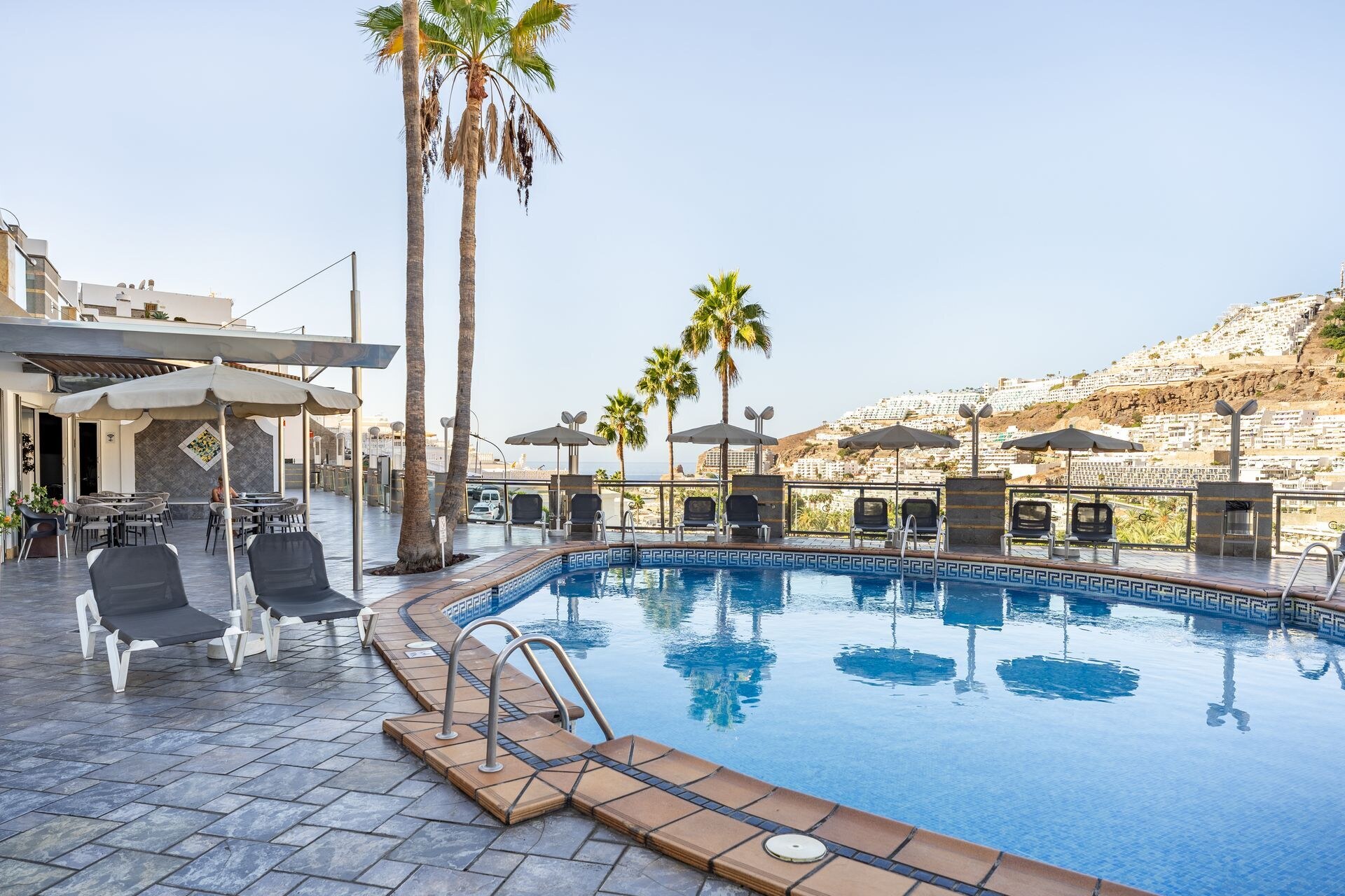 Apartamentos Cabau Cala Nova photo 5