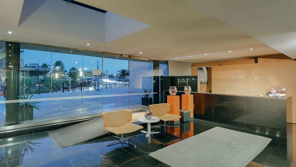 Apartamentos Hesperia Barcelona Fira photo 2
