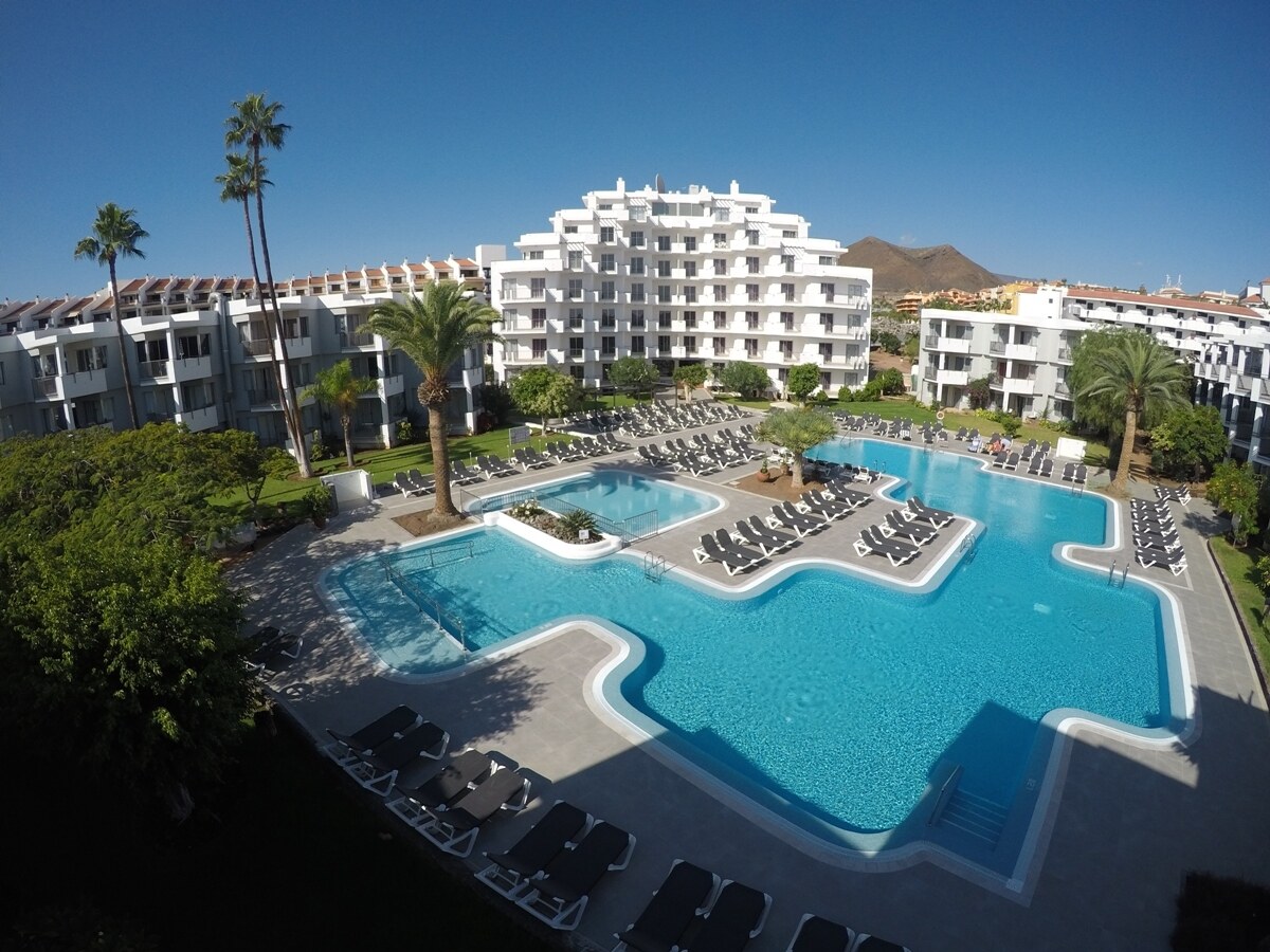 Apartamentos HG Tenerife Sur photo 3