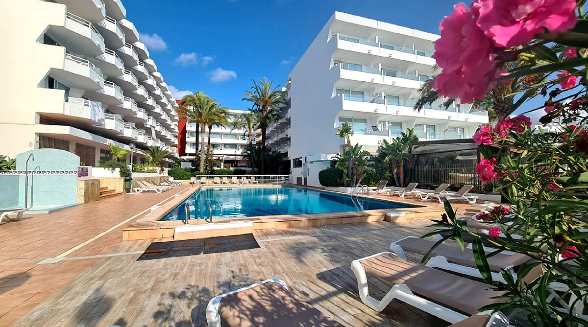Apartamentos A Llobet