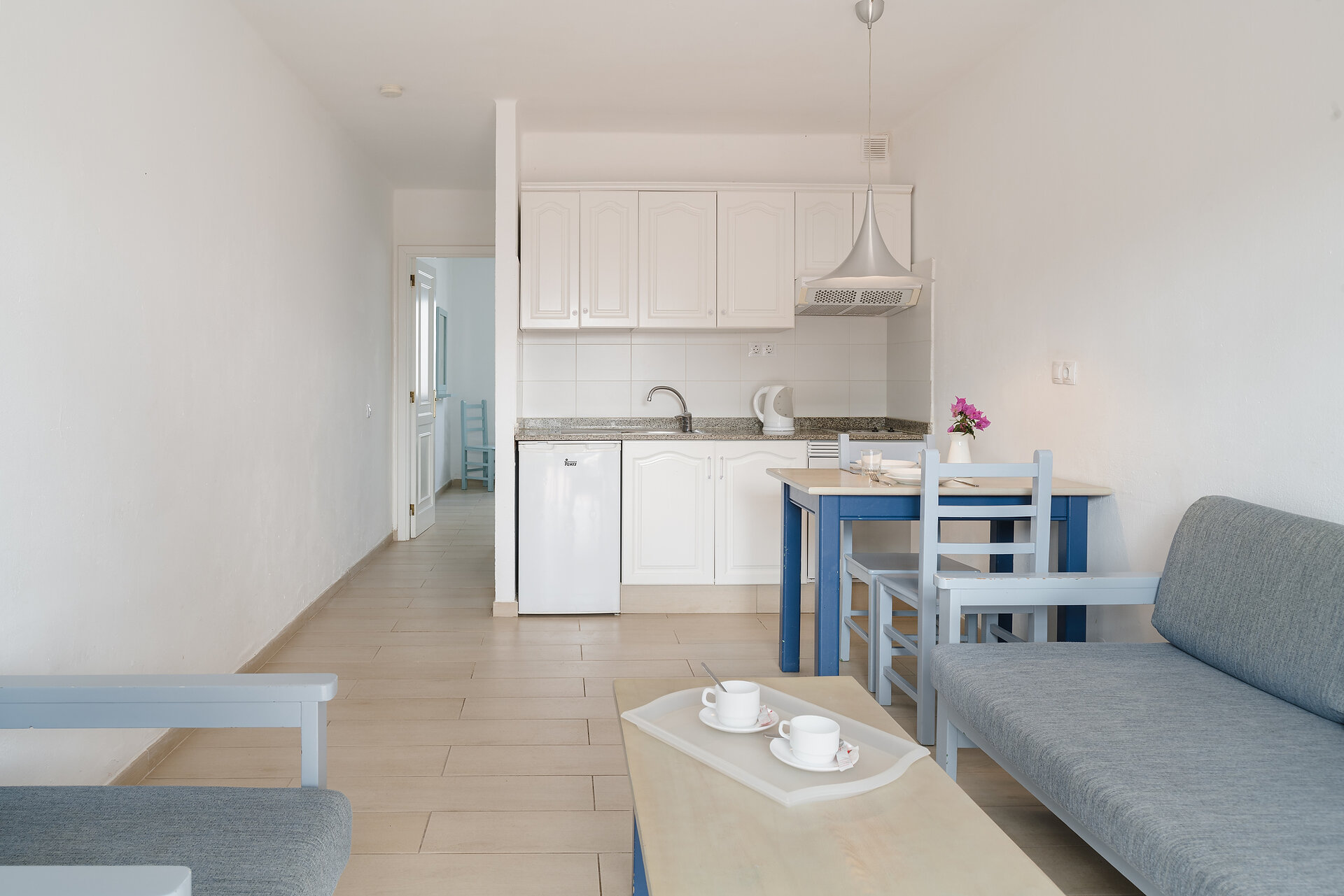 Apartamentos Los Tulipanes photo 8