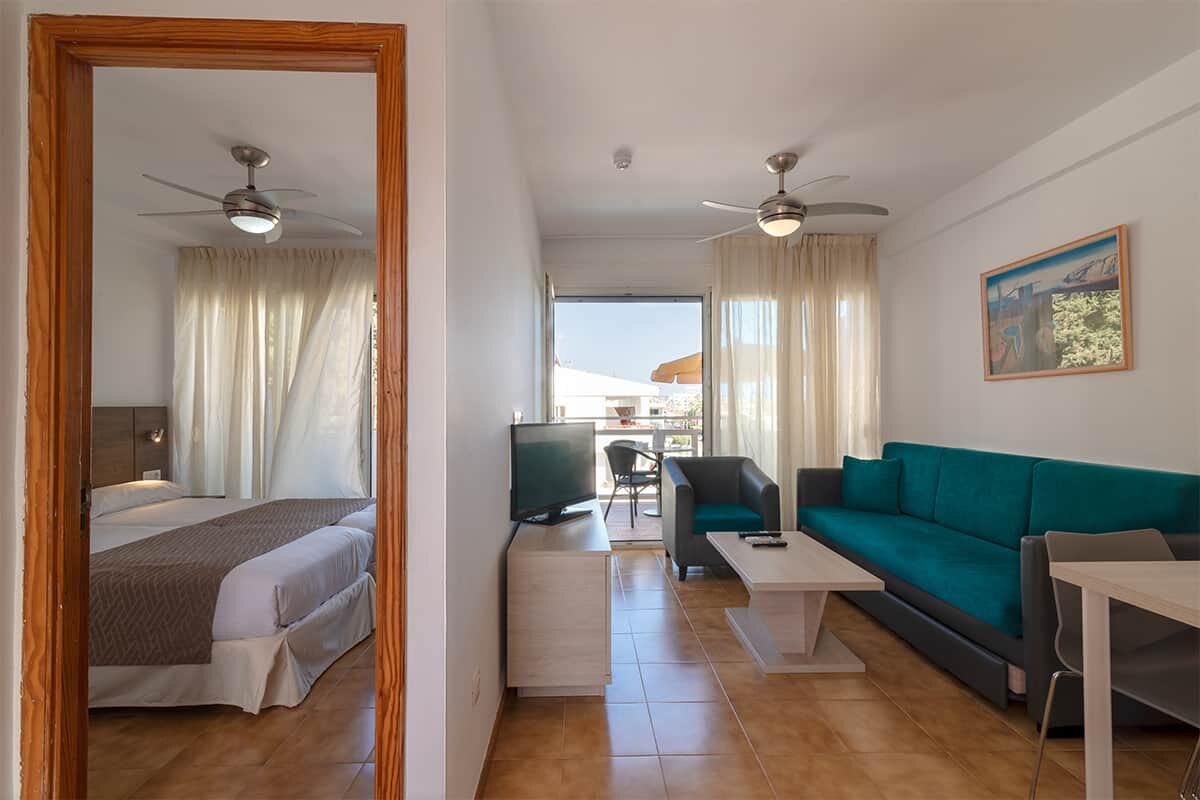 Apartamentos Montemayor photo 6