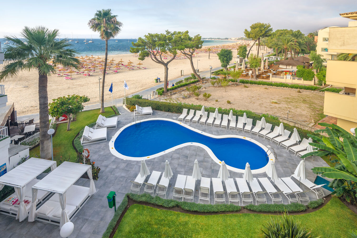 Apartamentos SandBeach photo 1