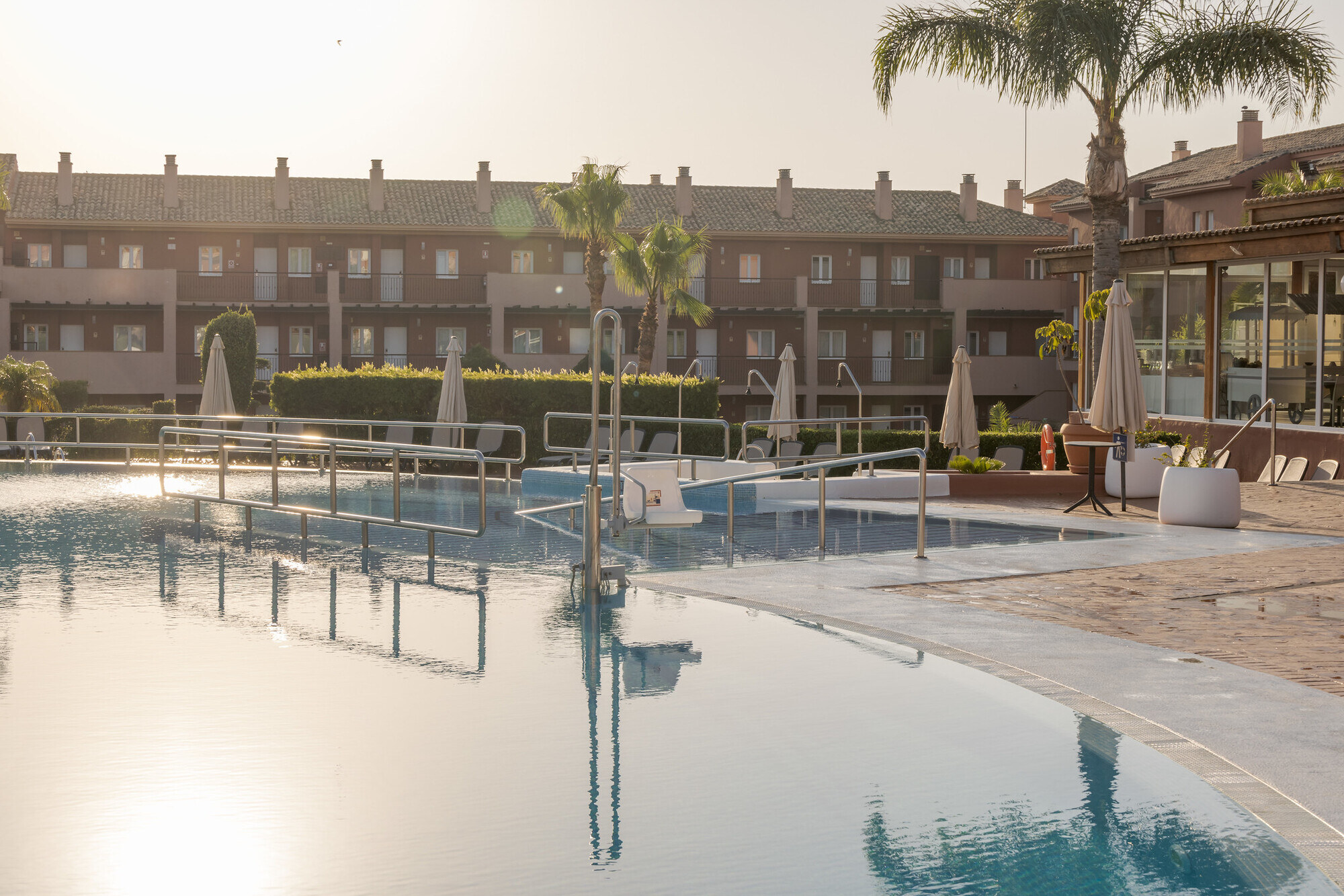 Aparthotel ILUNION Sancti Petri photo 4