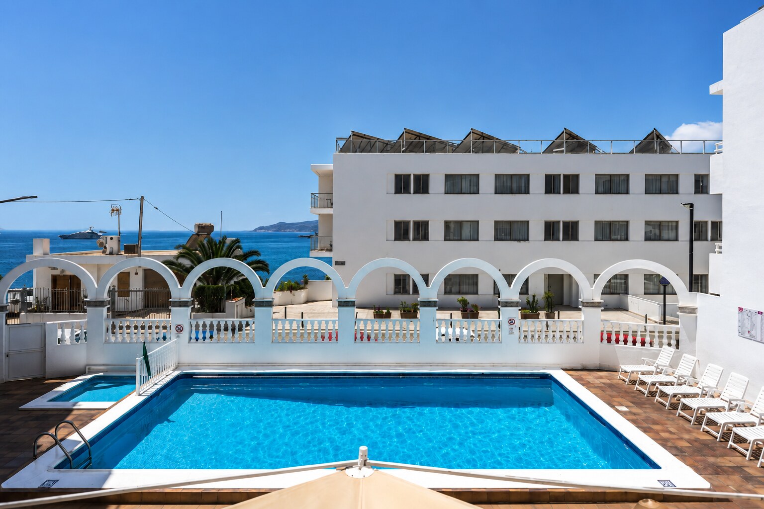 Aparthotel Vibra Lux Mar photo 1