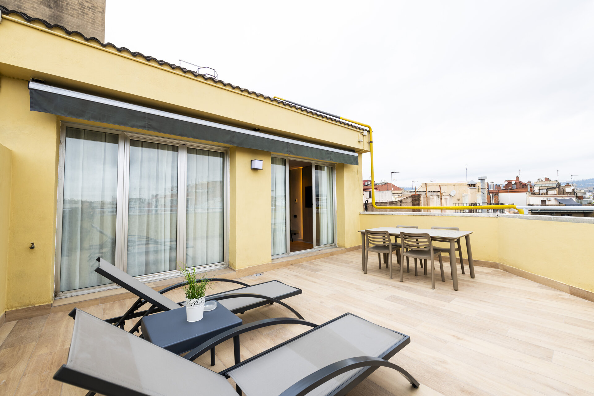 Atenea Calàbria Apartaments