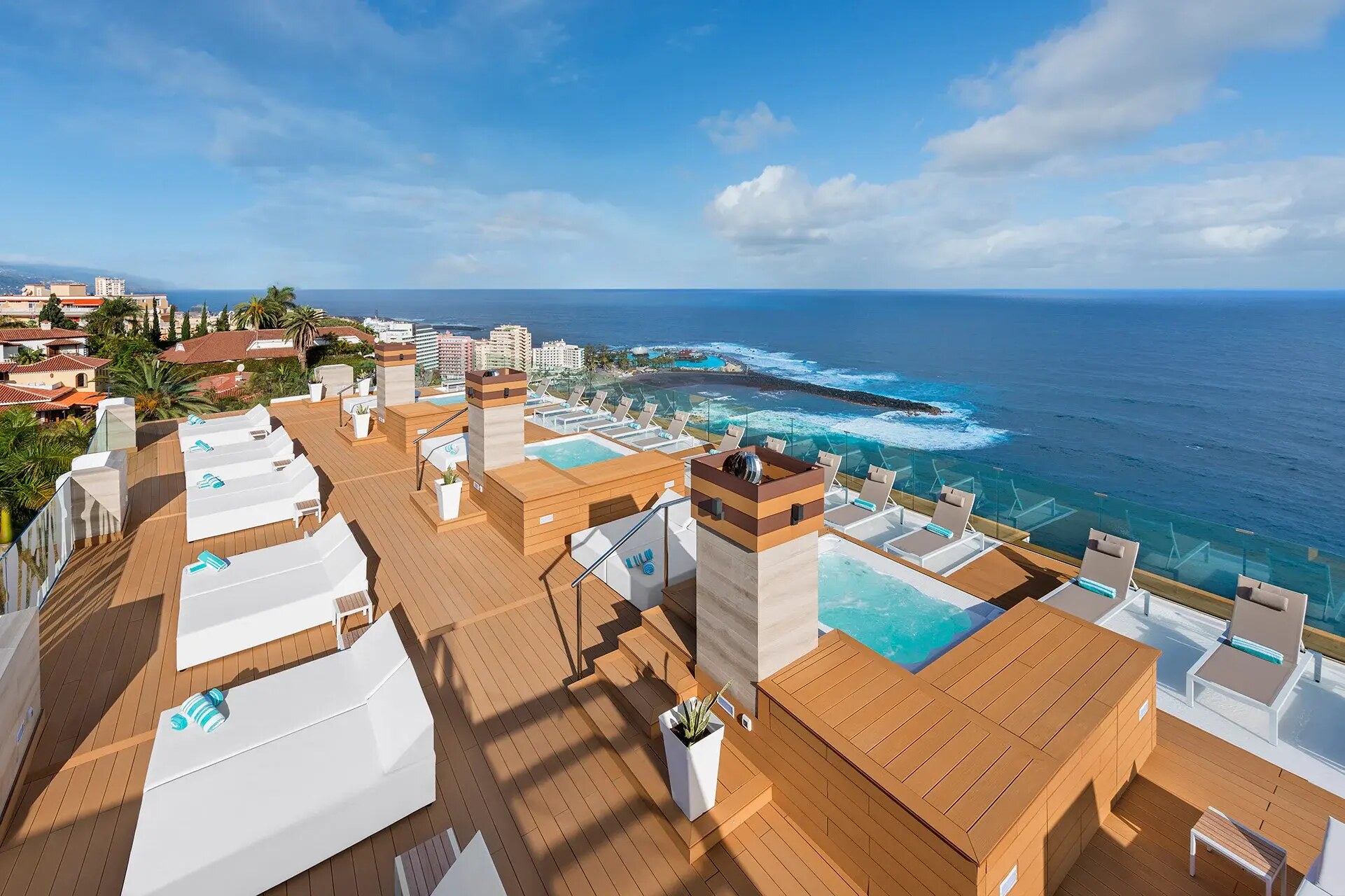 Atlantic Mirage Suites & Spa photo 2