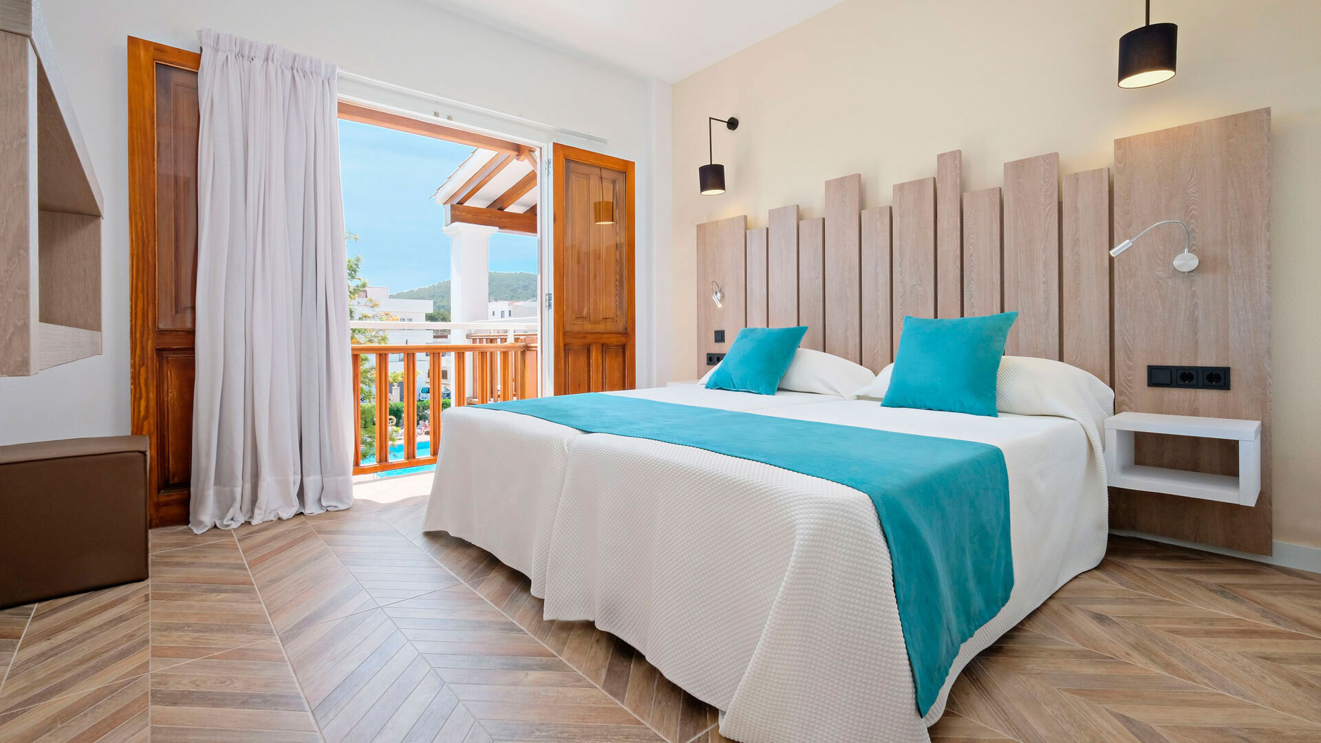 azuLine Apartamentos Can Sanso photo 4