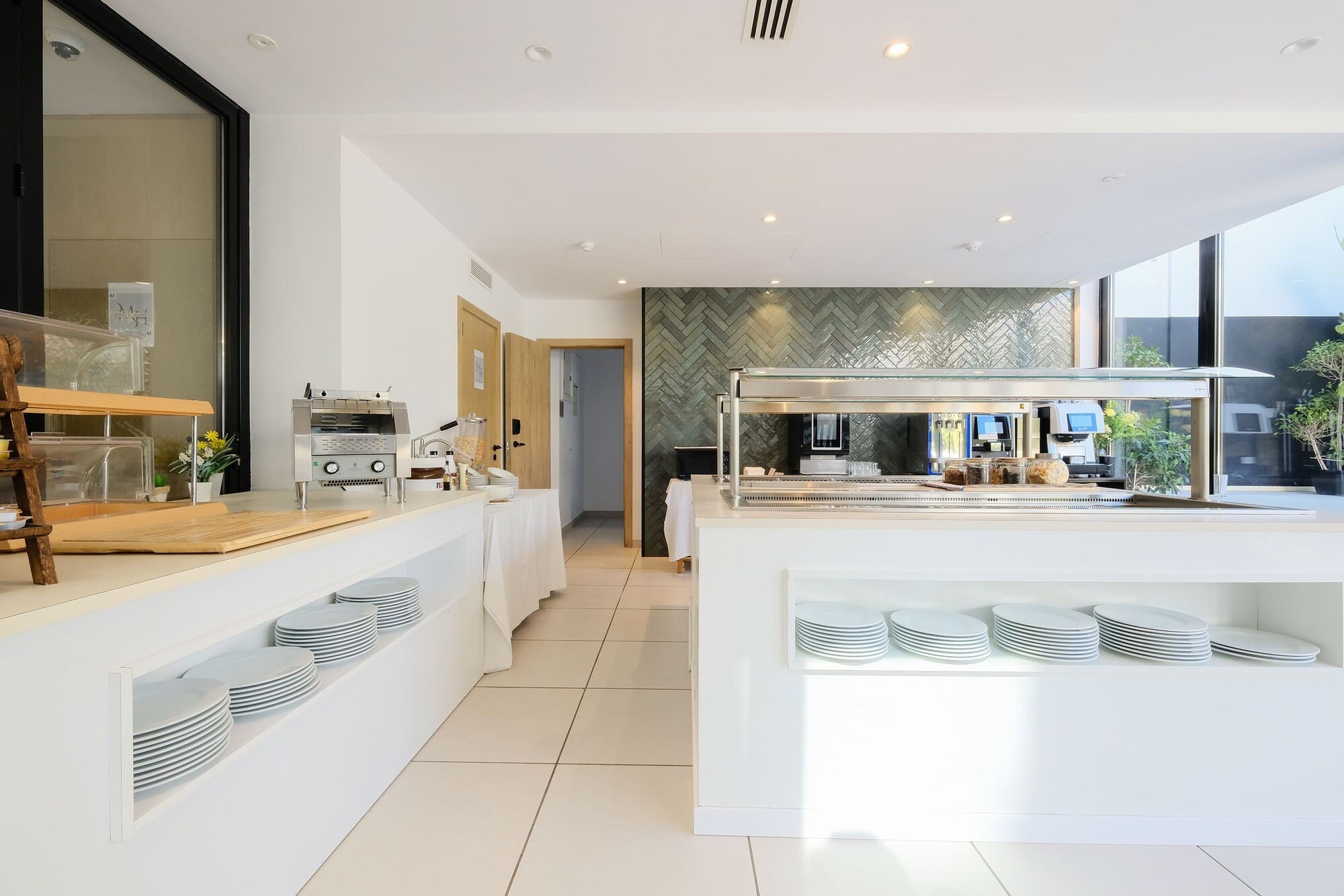 azuLine Hotel M photo 10