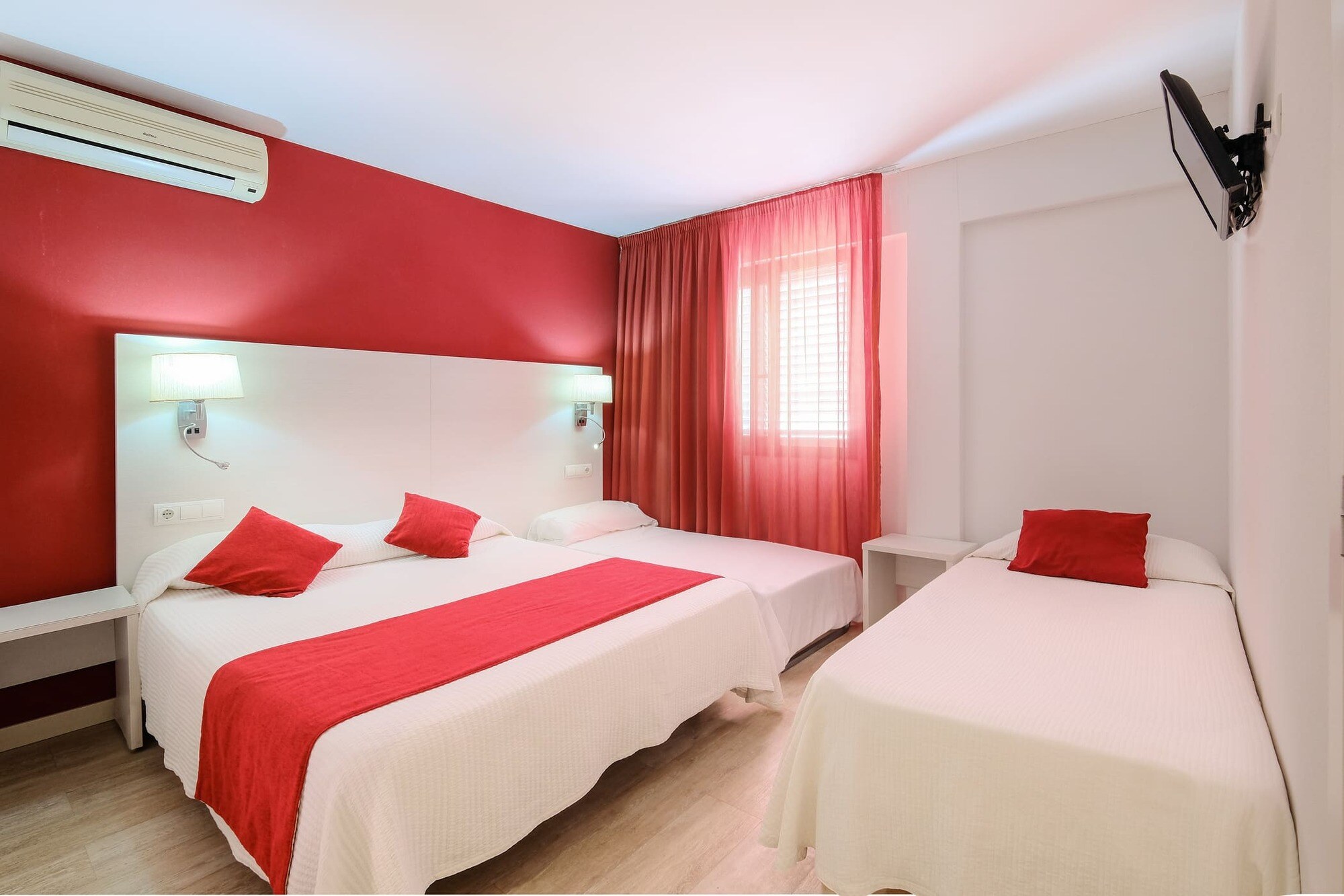 azuLine Hotel Marino photo 1
