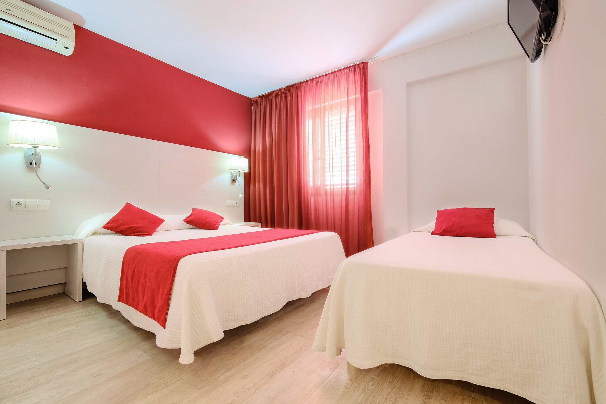 azuLine Hotel Marino photo 4