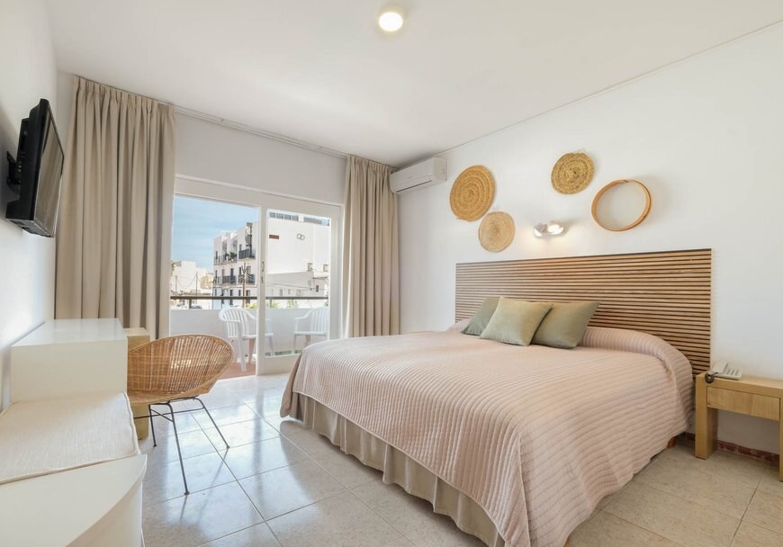 azuLine Hotel Mediterraneo photo 7