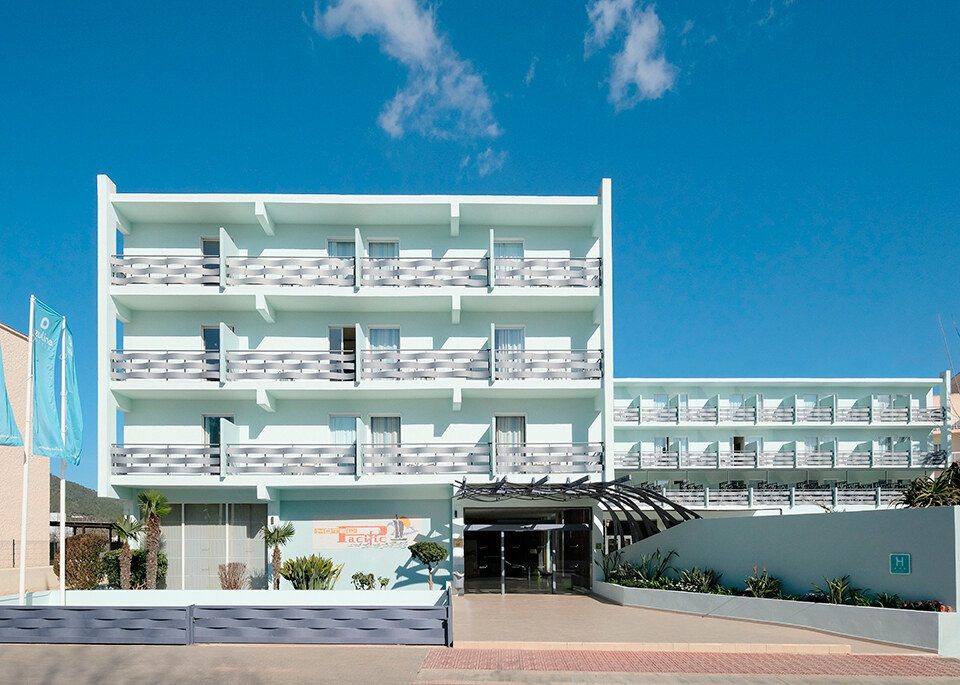 azuLine Hotel Pacific photo 5
