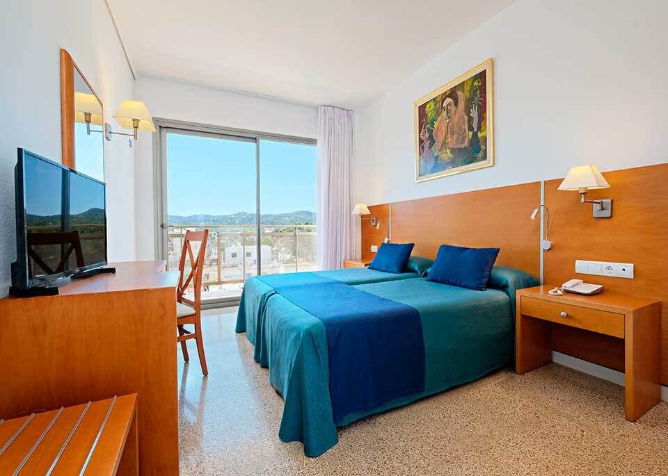 azuLine Hotel S'Anfora & Fleming photo 6