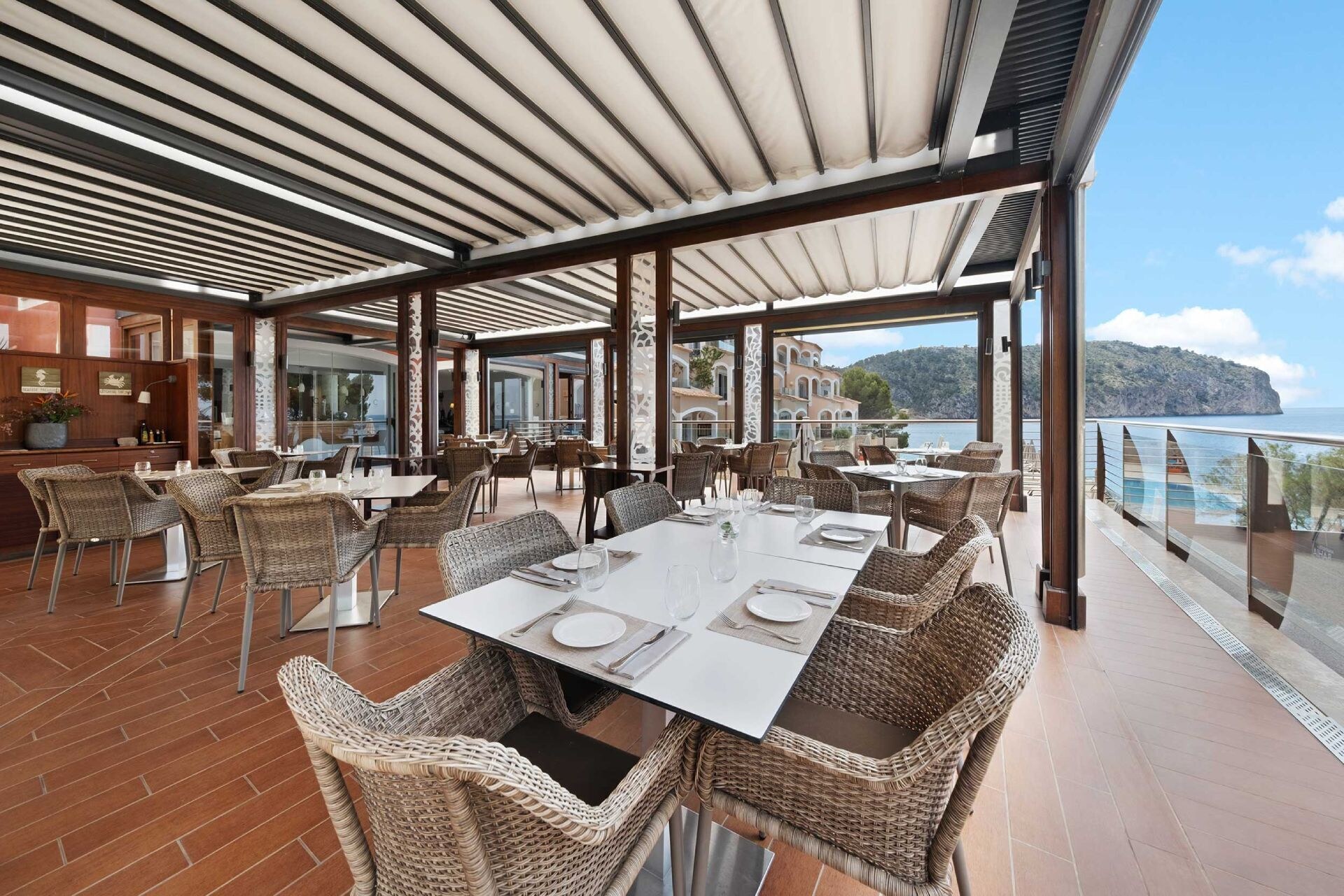 Bahia Suites Camp de Mar photo 10