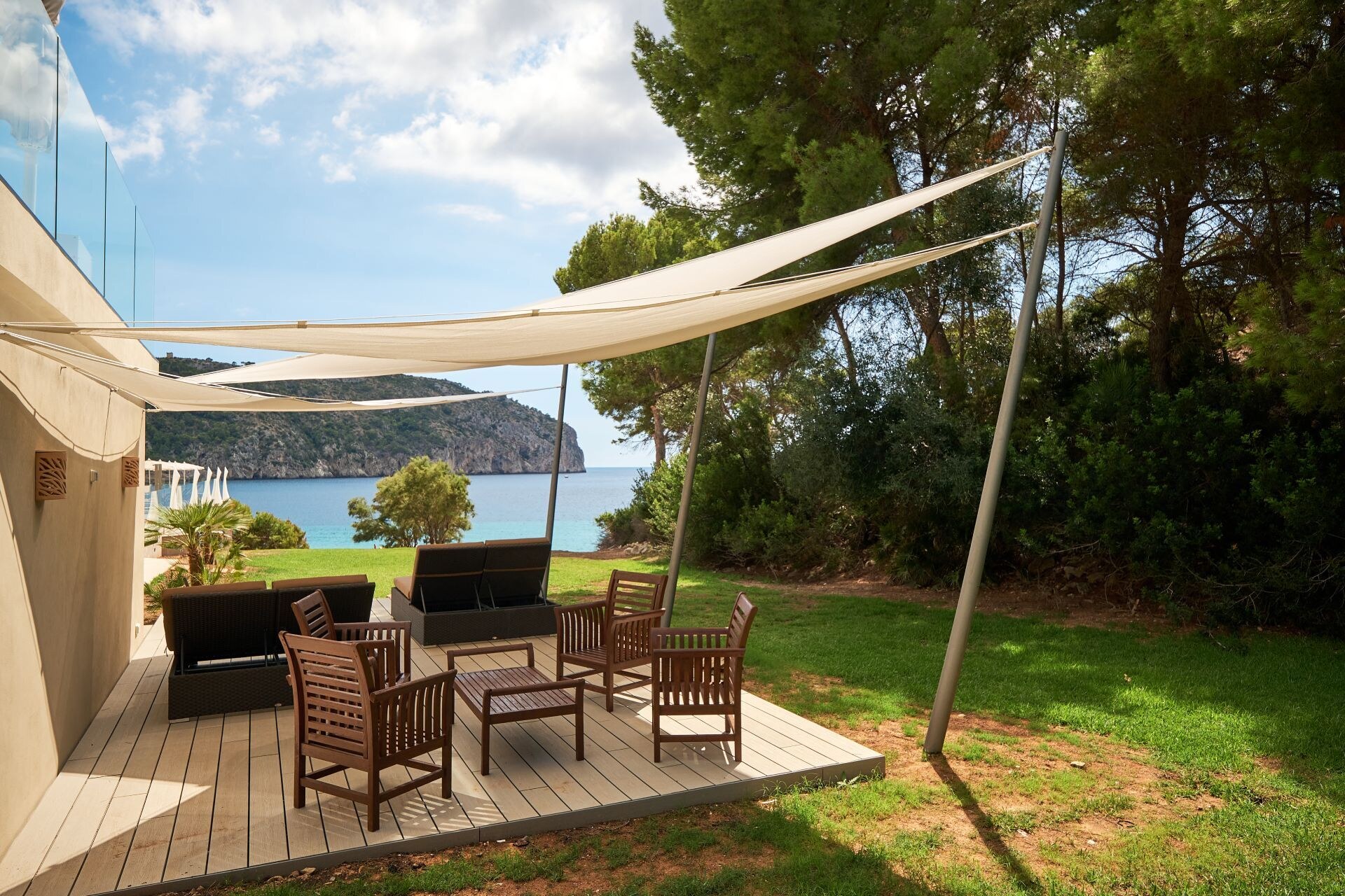 Bahia Suites Camp de Mar photo 8