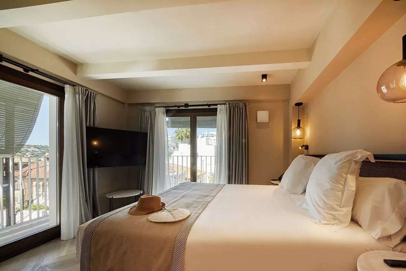 Belle Marivent Mediterranean Petit Hotel photo 7