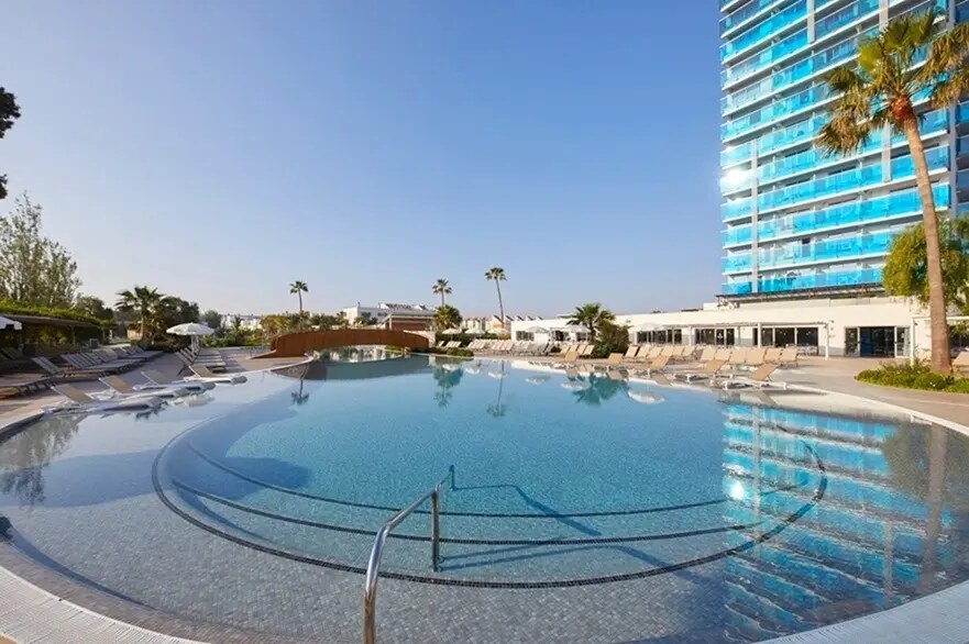 BG Tonga Tower Design Hotel & Suites photo 2