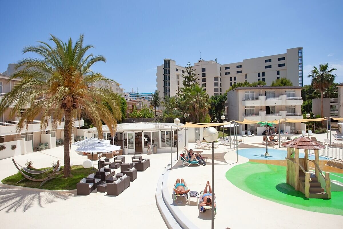 BJ Apartamentos Club Sa Coma photo 1